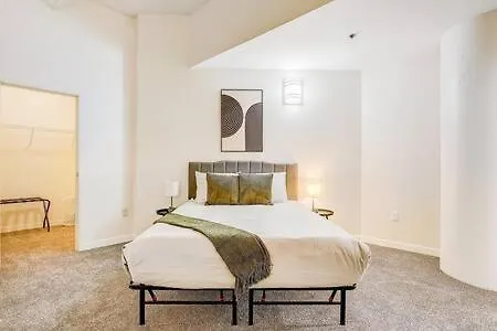 Cozysuites - 2Br With Direct Skybridge Access #1 Indianapolis Esterno foto