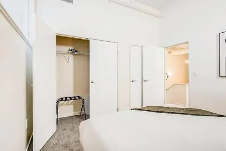 Cozysuites - 2Br With Direct Skybridge Access #1 Indianapolis Esterno foto