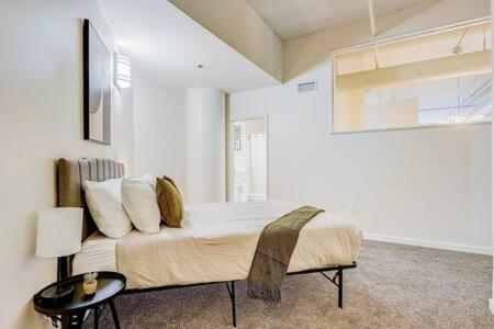 Cozysuites - 2br With Direct Skybridge Access #1 Indianapolis