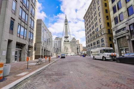 Cozysuites - 2br With Direct Skybridge Access #1 * Indianapolis